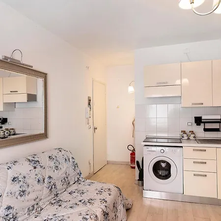 La Casa Di Iris Con Posto Auto Apartment